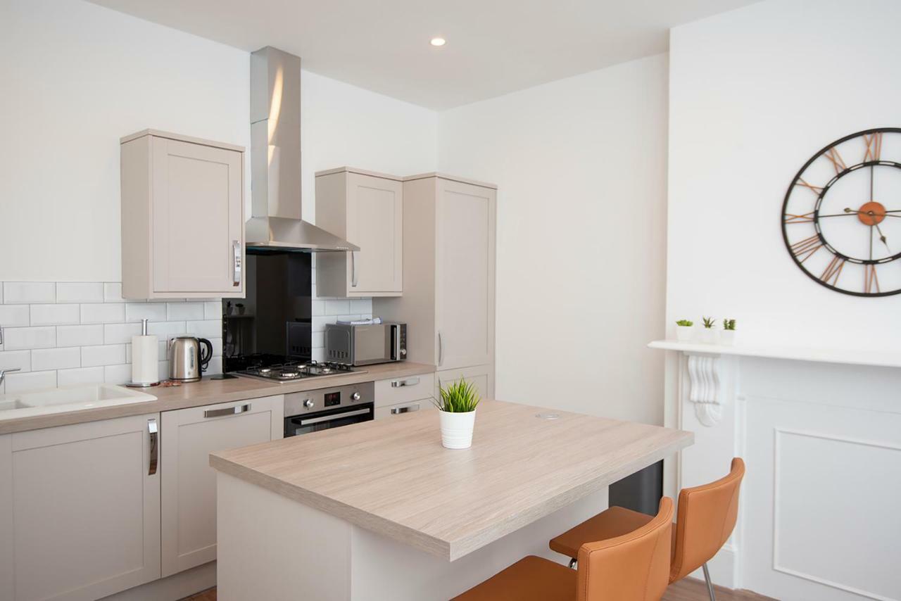 Flat A - Spacious Ground Floor, 1 Bedroom Apartment In Central Southsea, Portsmouth Exterior foto